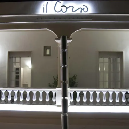 Couette-café Il Corso 2*