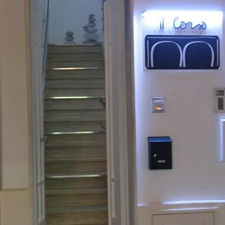 Couette-café Il Corso 2*